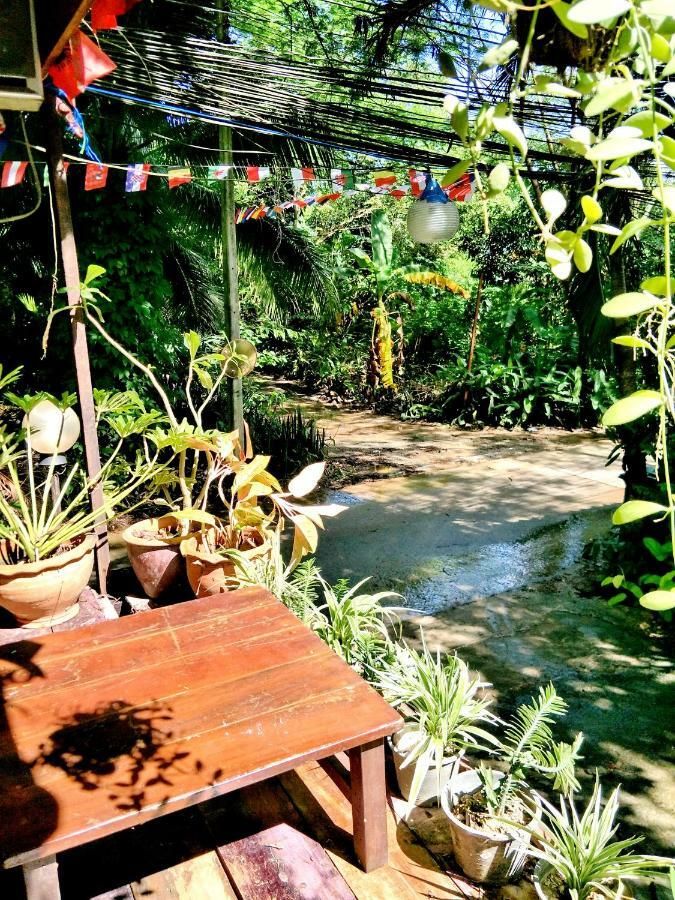 Tuk Tuk Guesthouse Csang-sziget Kültér fotó